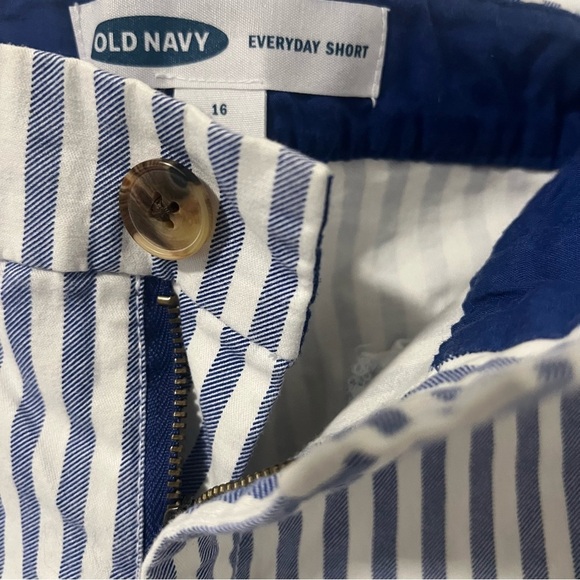 Old Navy Women's Everyday Shorts Plus Size 16 Navy & White Striped Cotton EUC - Picture 3 of 8